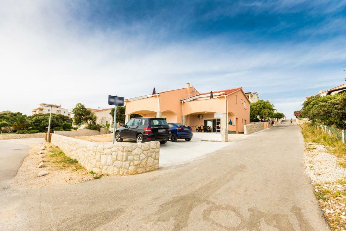 Apartmani Filip Мандре Экстерьер фото