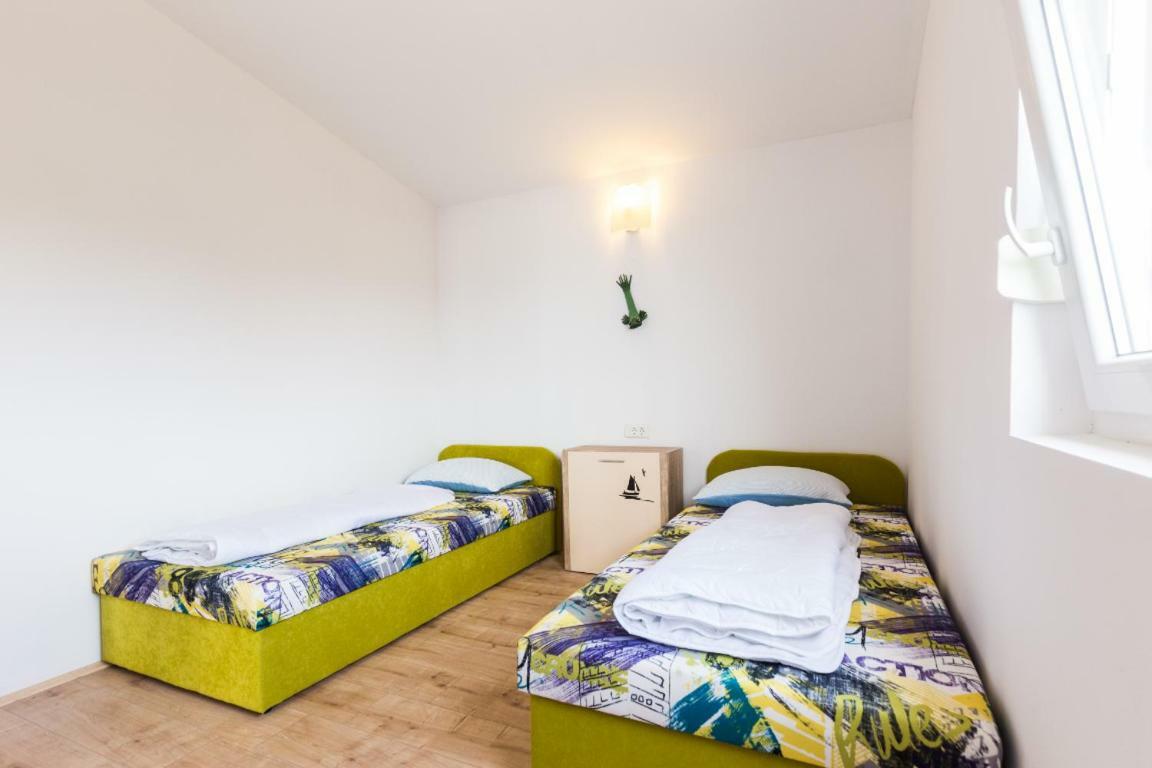 Apartmani Filip Мандре Экстерьер фото